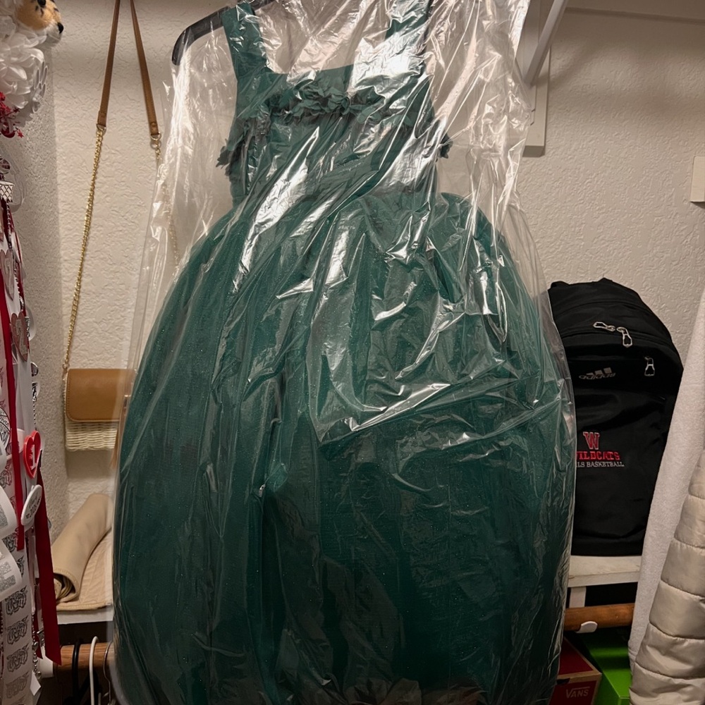 Chic Teal Evening Dress